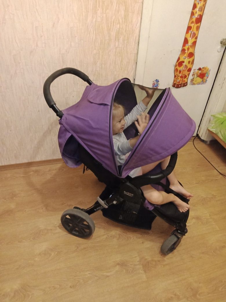 Коляска.  Britax.