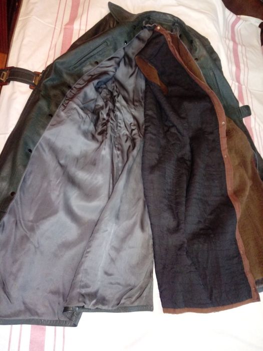 płaszcz skórzany wojskowy niemiecki na podpince oficerski