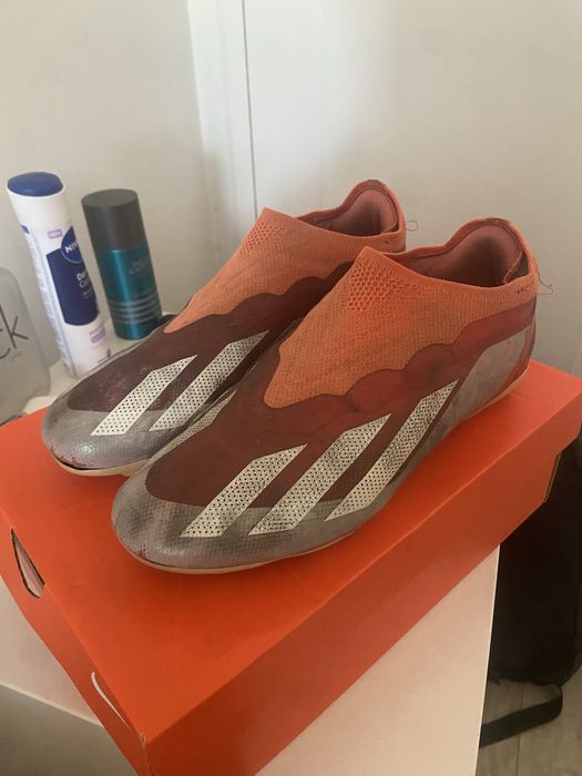 Chuteira Adidas