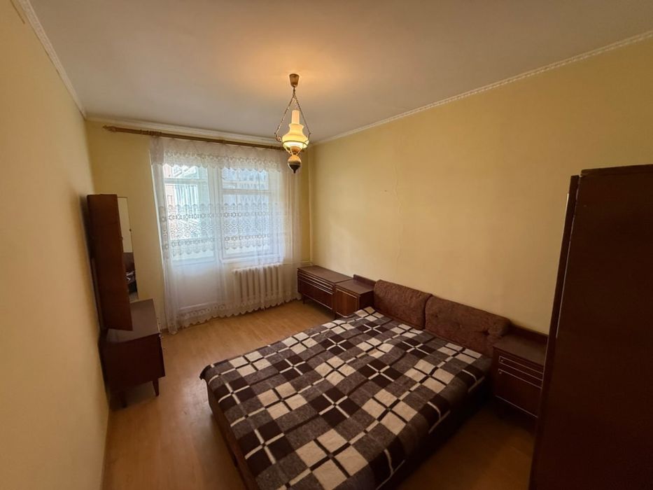 Продам 3к квартиру в спальному районі