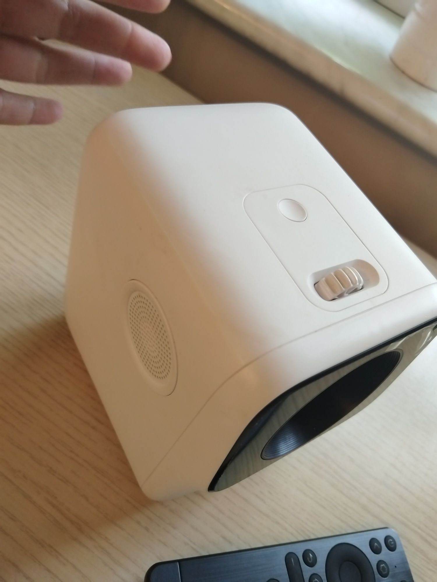 Projektor Wanbo Rzutnik