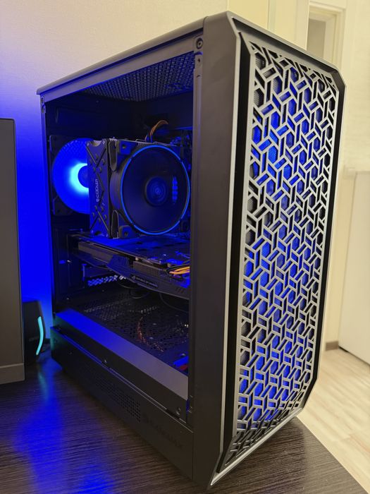 Компьютер (R5 5600, Rog Strix 1070, 32 Gb 2666) ціна до кінця тижня