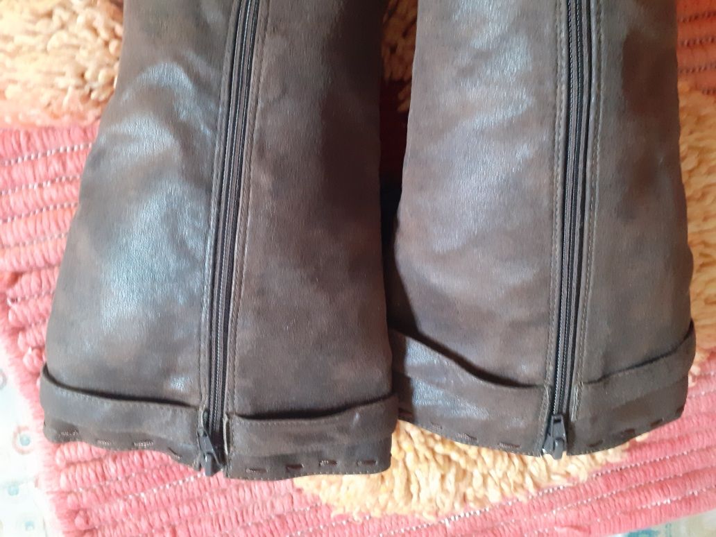 Botas Dorothy Perkins nr40 ( Novas) excelente qualidade.