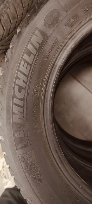 Колеса шини 185/60R15 Michelin Alpin