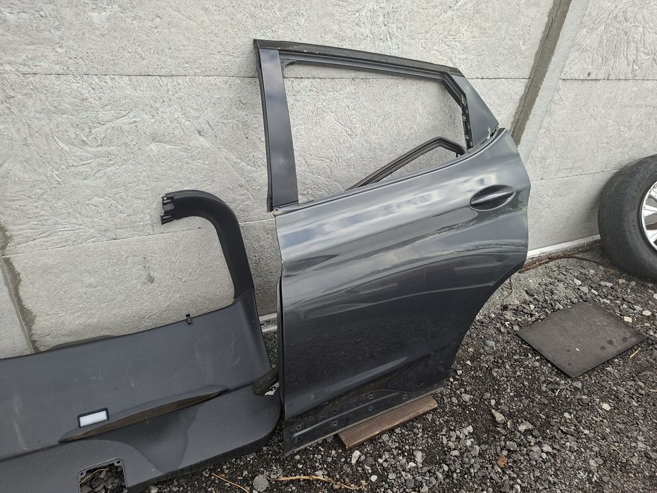 Дверь двери болт ев еув Bolt ev euv скло стекло авторазборка