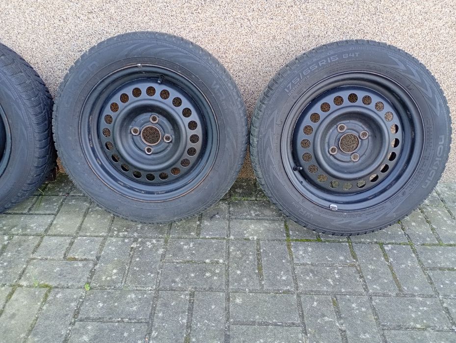NOKIAN 175/65R15 WRD3 DOT 3718 i WRD4 DOT 4419 6,5 mm felgi GRATiS