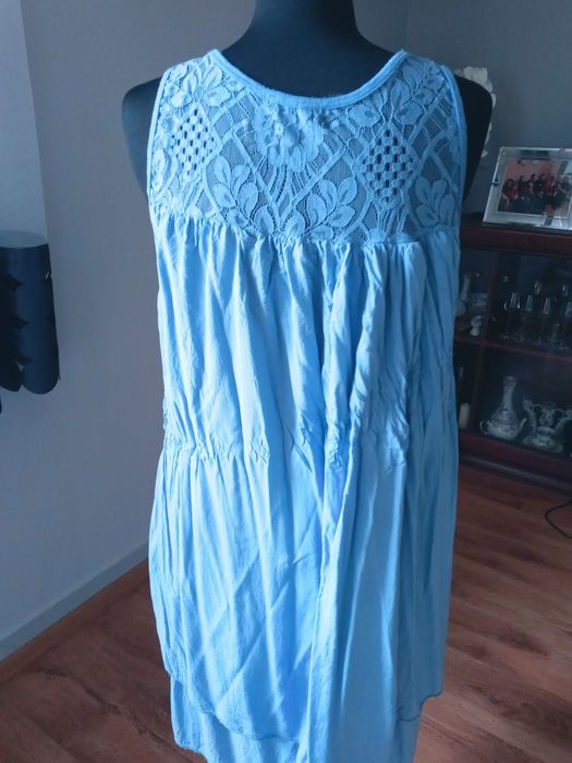 Sukienka letnia niebieska 44 46 zwiewna italia