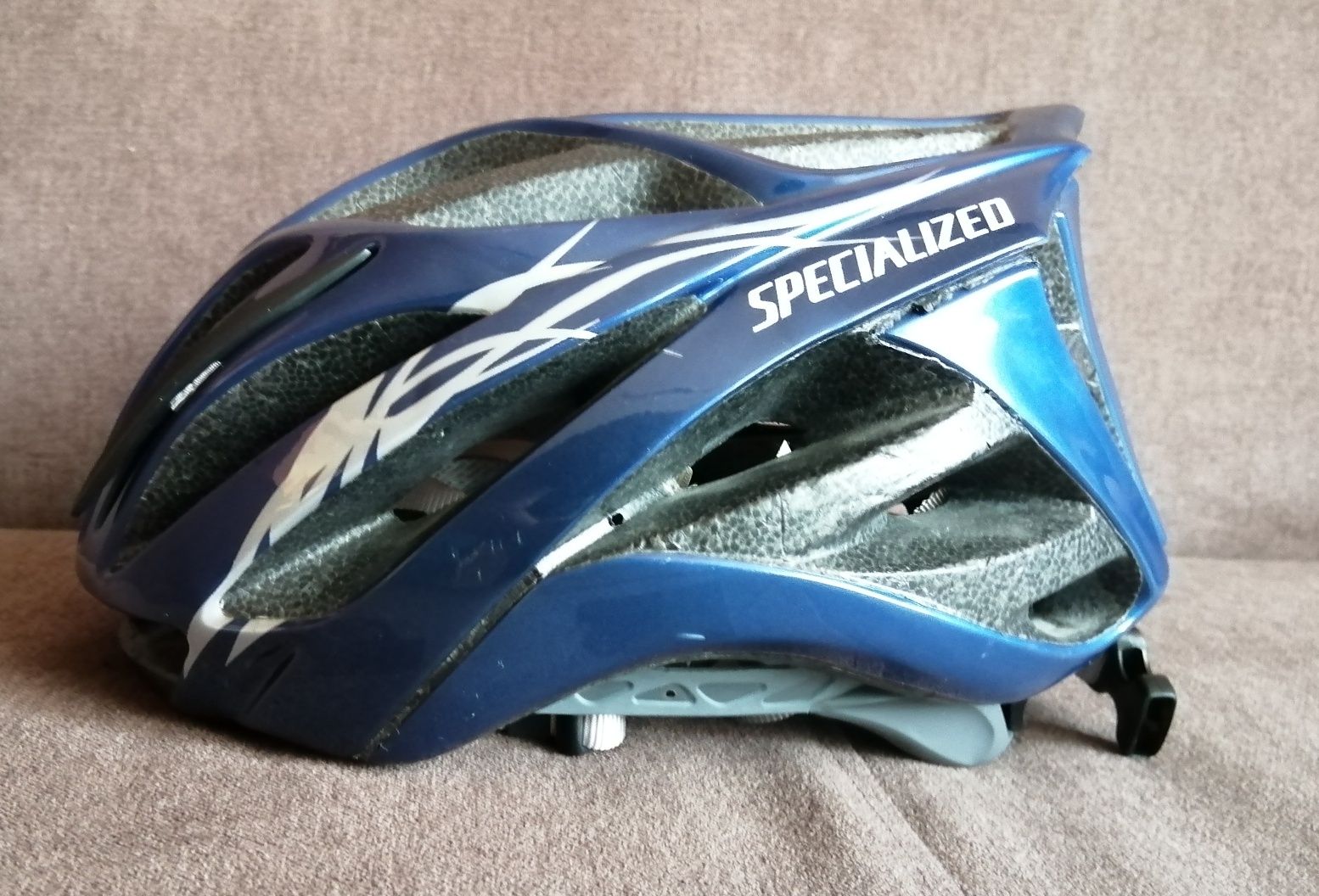 Koszulka i spodenki SPECIALIZED (kask)