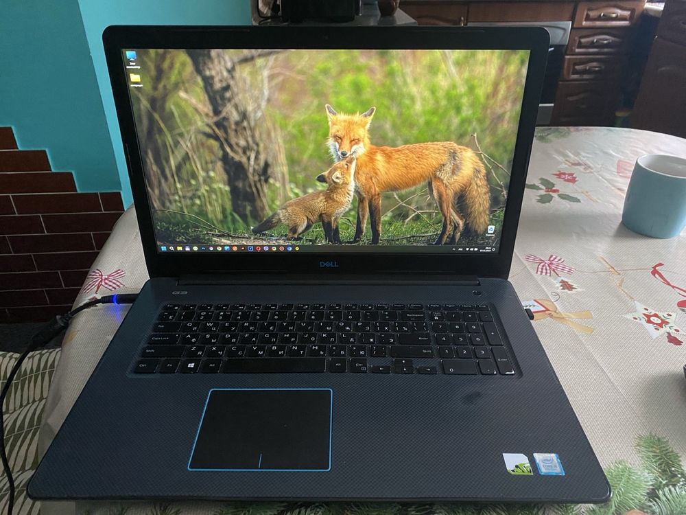 Ноутбук б/у Dell 3779 intel core i-5 17’3 16гб/ у відмінному стані