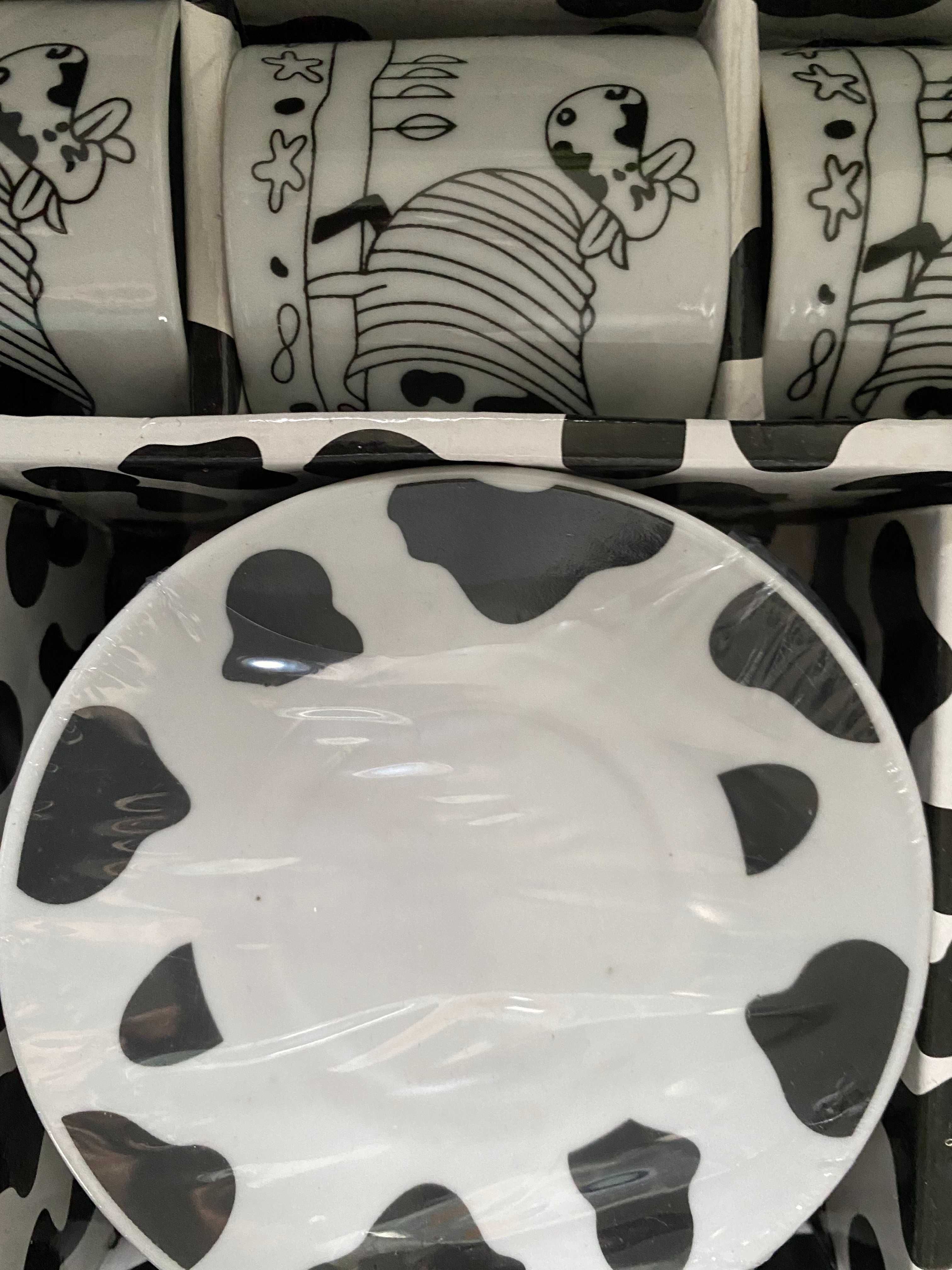 Conjunto Serviço louça de café com Vaquinhas