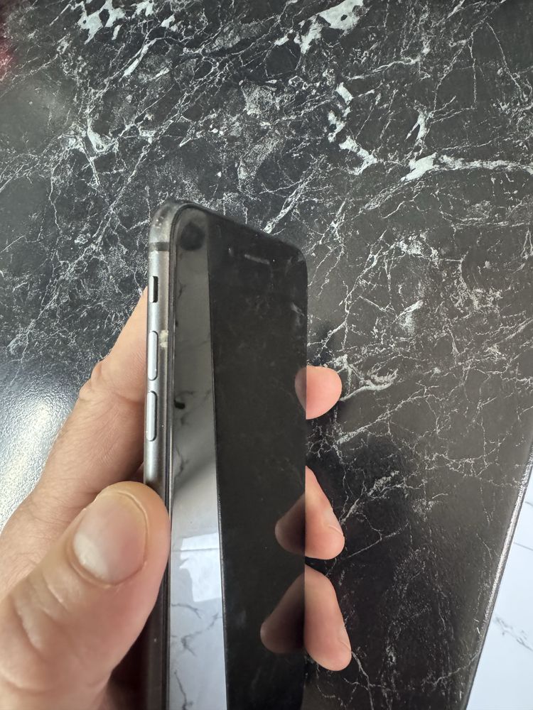 Продам Iphone 8 plus 64gb