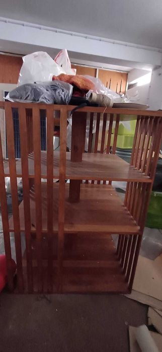 Armário biblioteca design português