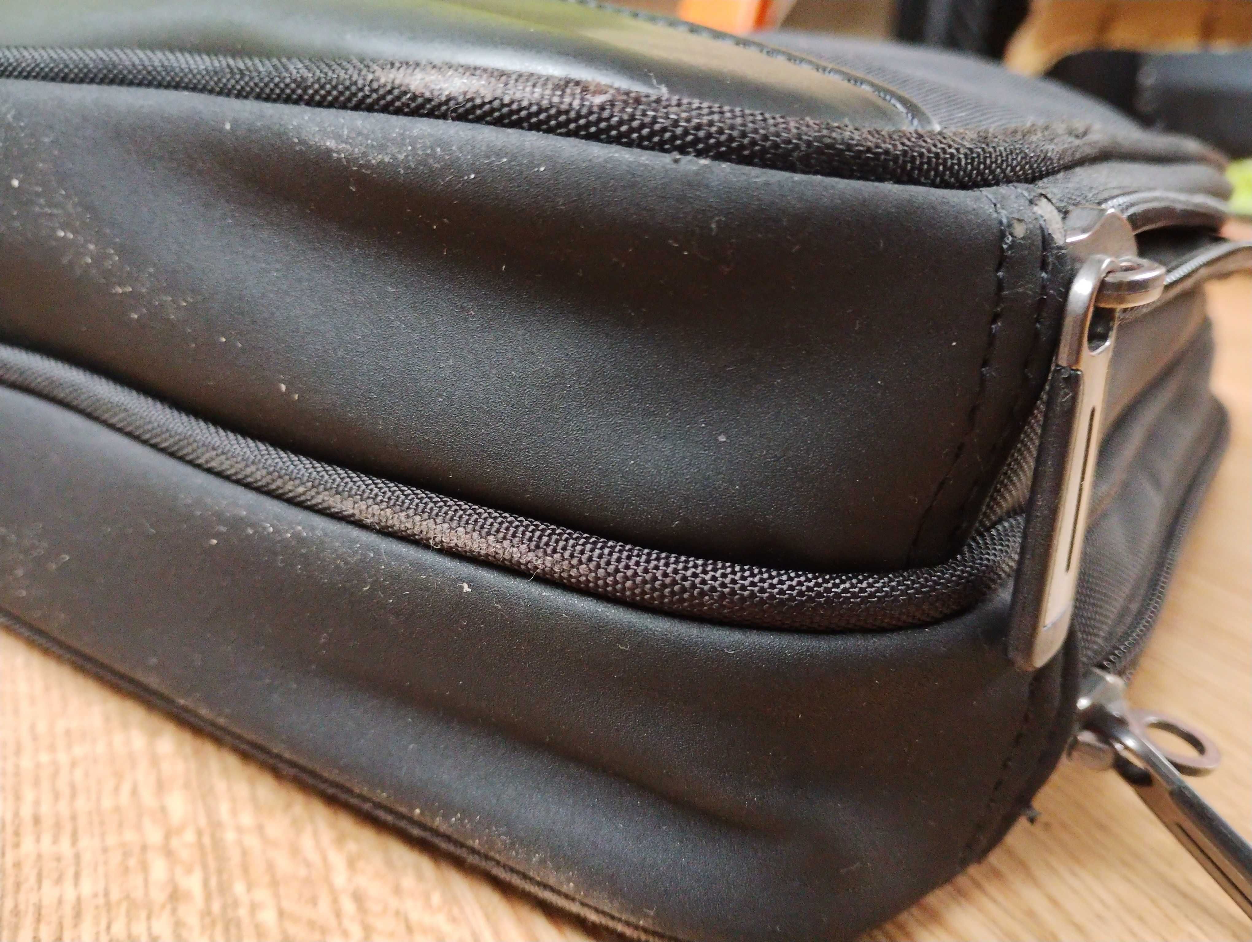 Targus Mobile VIP 12-15.6'' Large Top Load Laptop Case Czarna
