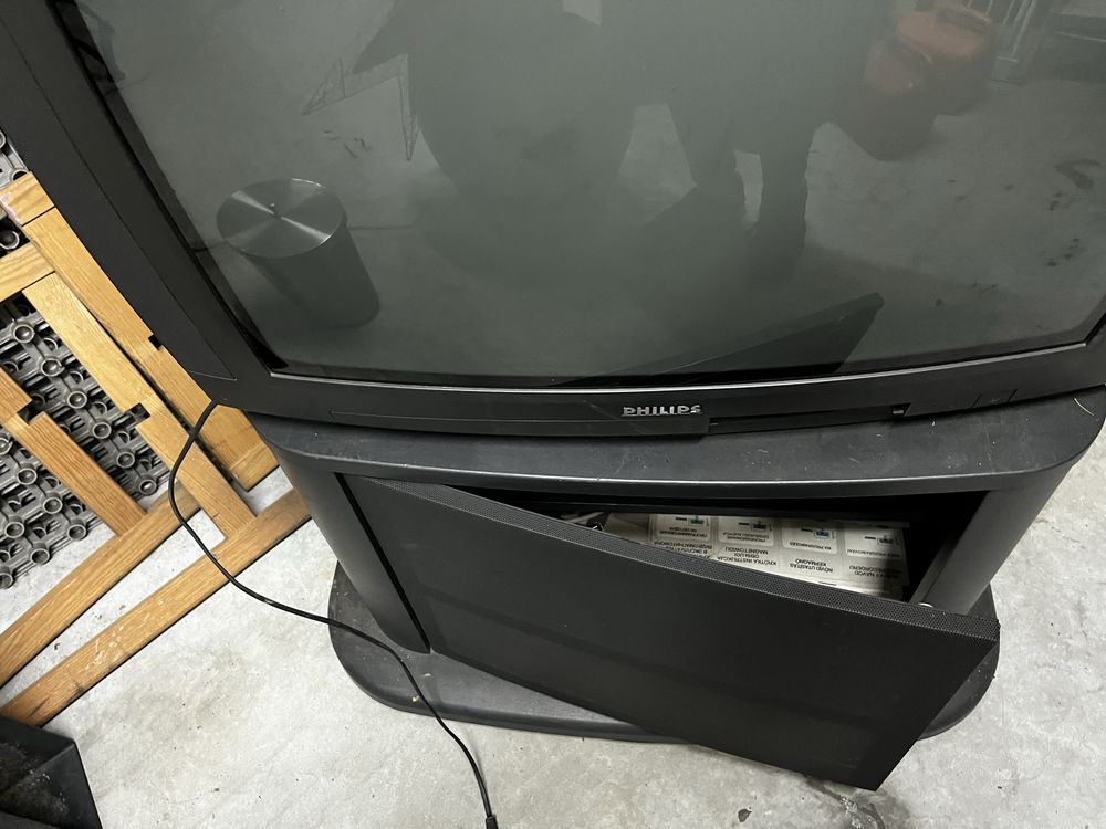 Televisor com movel