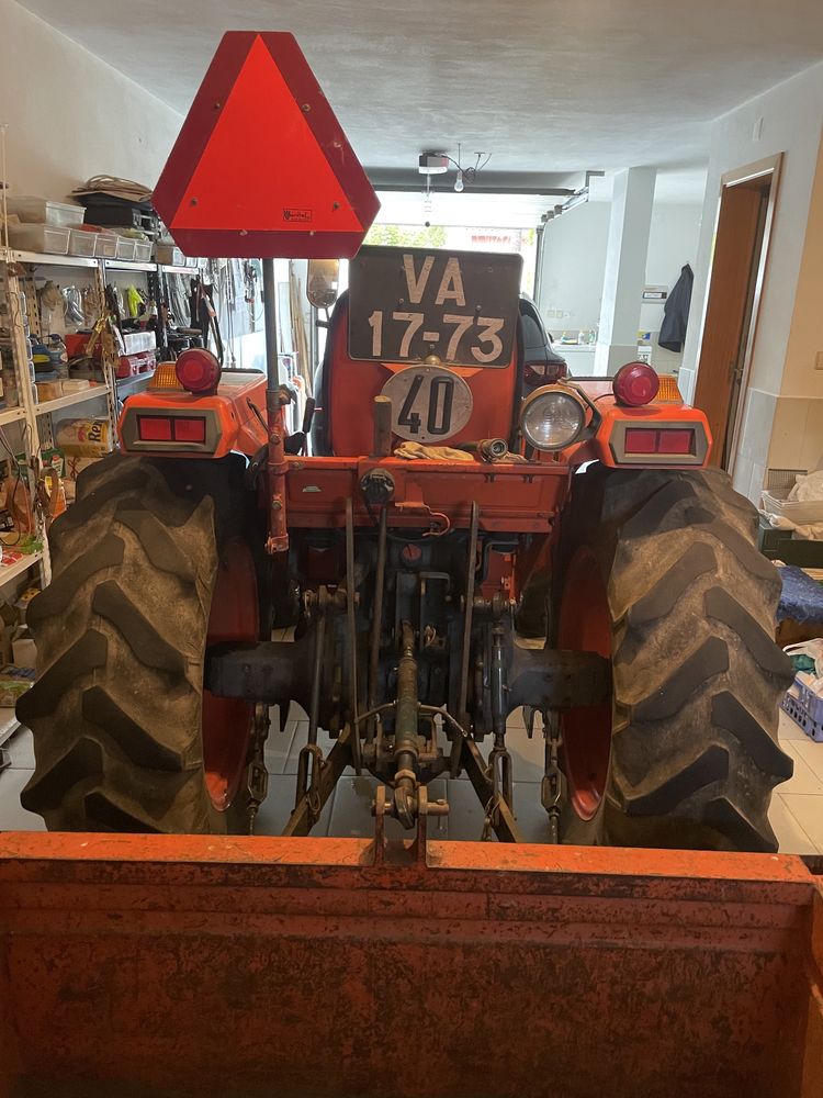 Trator Kubota L 2550  + Alfaias Agricolas