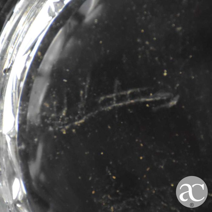 Jarra em Cristal lapidado, assinada