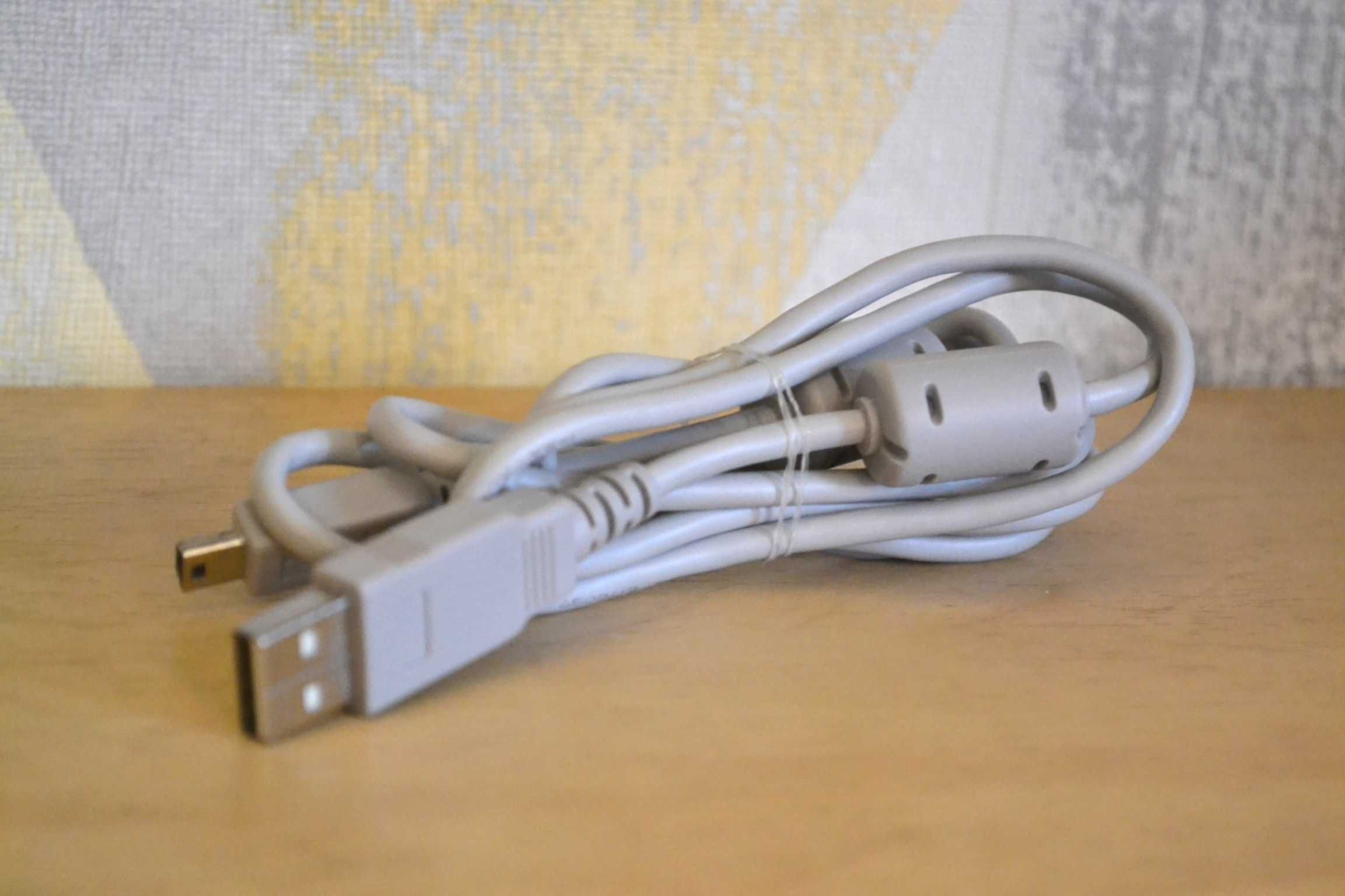kabel USB OLYMPUS oryginalny do wielu modeli Olimpus mini usb, CB-USB4