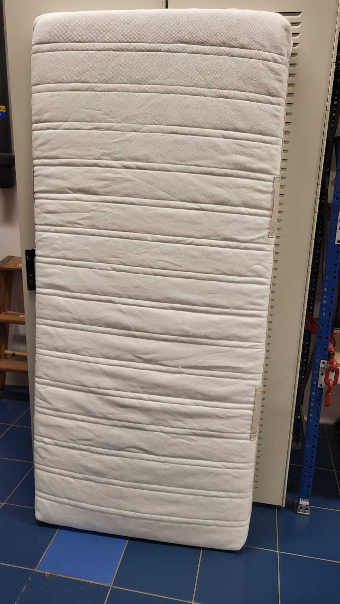 Colchão de espuma IKEA "MALFORS" (Usado)