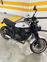 Yamaha XSR 700 tribute