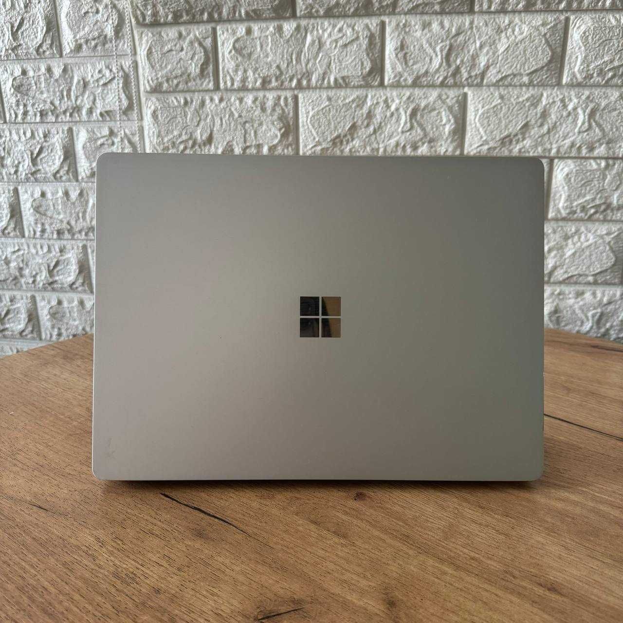 Сенсорний Surface Laptop 1 13,5" i5 7300U 8Gb SSD 128Gb