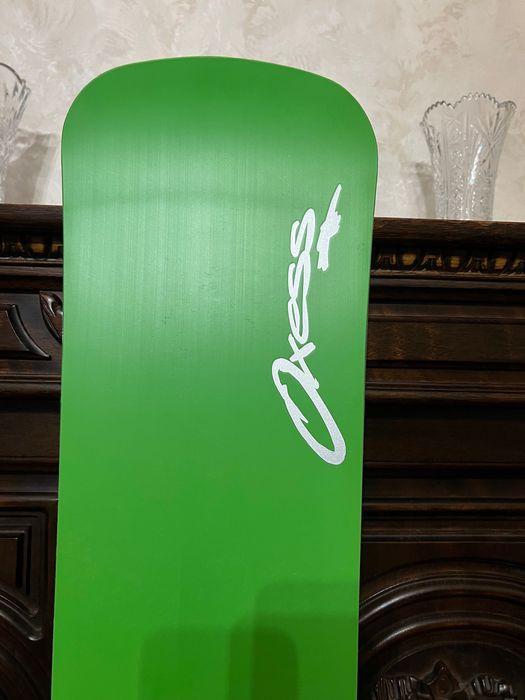 Oxess - доска для сноуборду