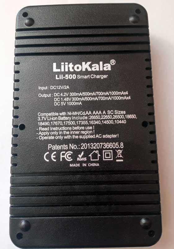 Liitokala LII 500, універсальний зарядний пристрій для акумуляторів