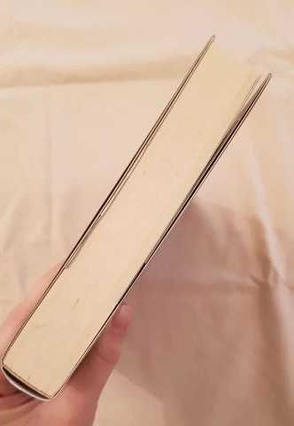 Livro "Maligna" de Joanne Harris
