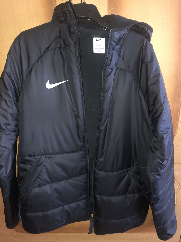 Куртка мужская Nike Academy Pro Therma-FIT 010 (DJ6310-010) S