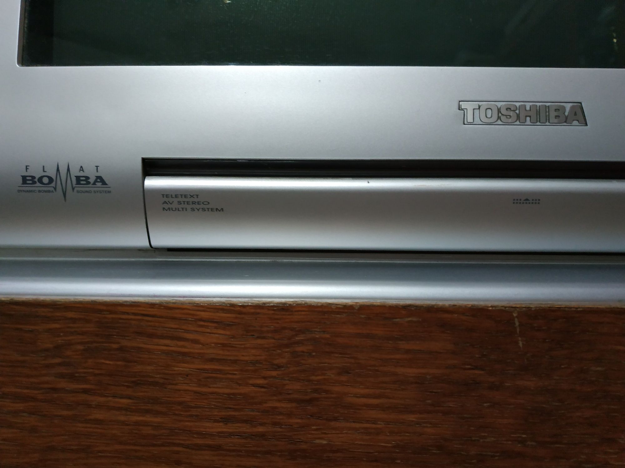 Телевизор  Toshiba Bomba