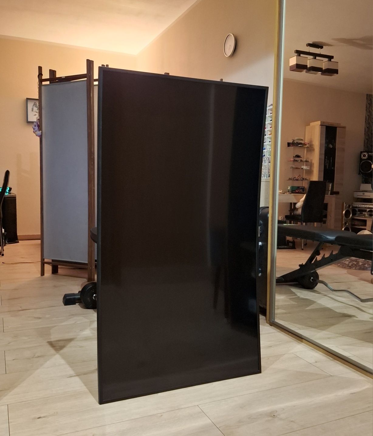 Ultra HD 4K telewizor Samsung UE55NU7302K / Wi-Fi / Smart TV