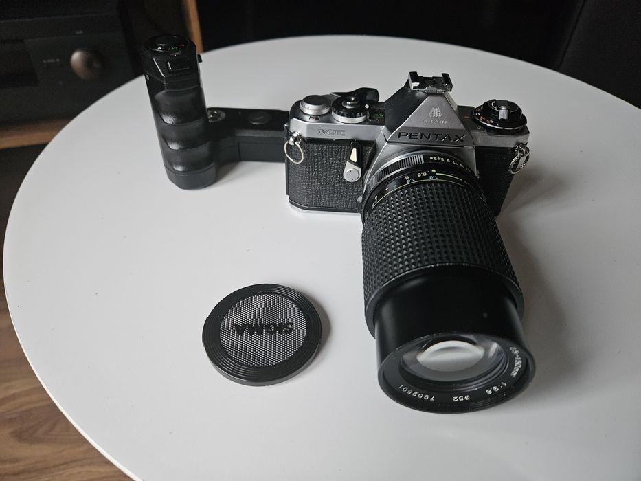 Aparat Pentax ME, RMC Tokina 75-150mm, Winder II