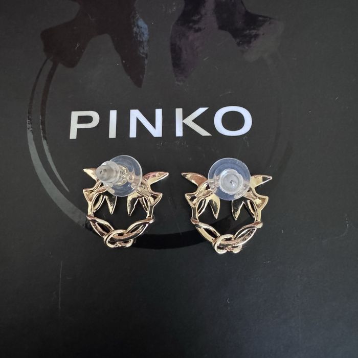 Brincos femininos modelo Pinko