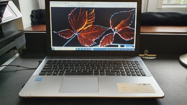 Laptop Asus R541N, 15,6" dysk SSD