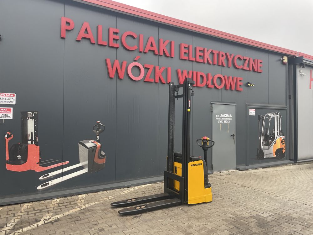 Paleciak elektryczny Komatsu OM 360 cm 1200 kg mały zwrotny wózek