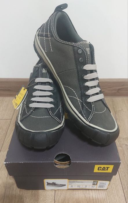 CATerpillar P713030 Neder Canvas czarne 42 NOWE!