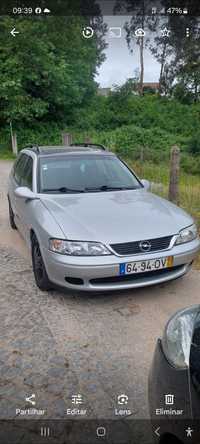 Opel Vectra ano 2000 com bola de reboque