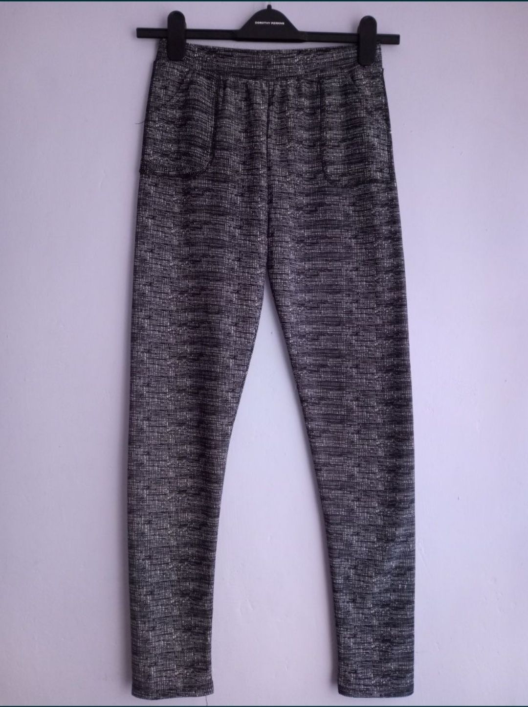 Legginsy L czarno białe