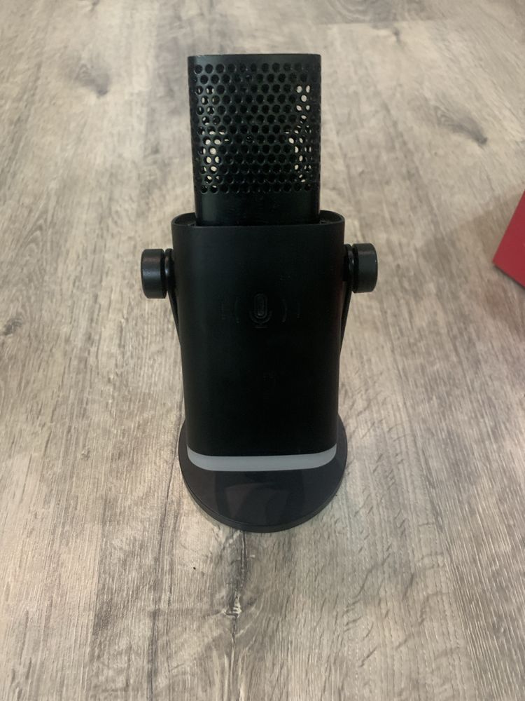 Микрофон fifane am 8