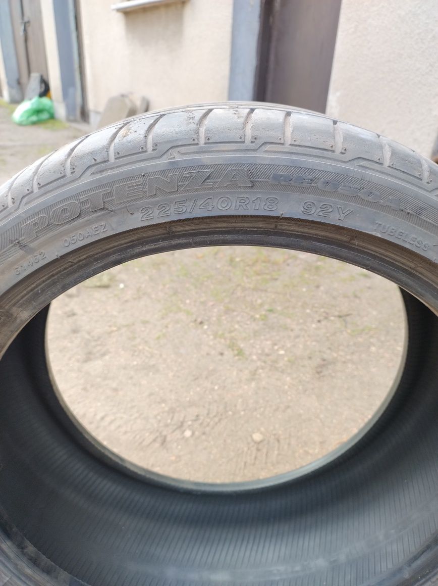 Bridgestone Potenza 225/40/r18 komplet