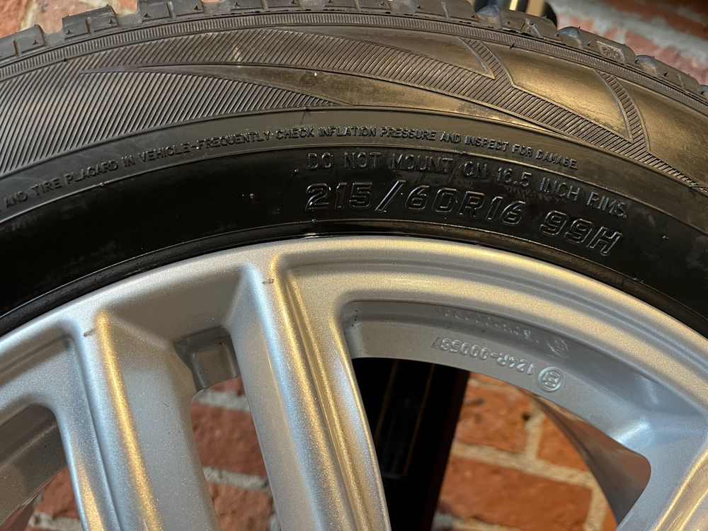 Koła Zimowe 16 Opel Astra Insignia Zafira 5x115 Nowe 215/60R16 Falken