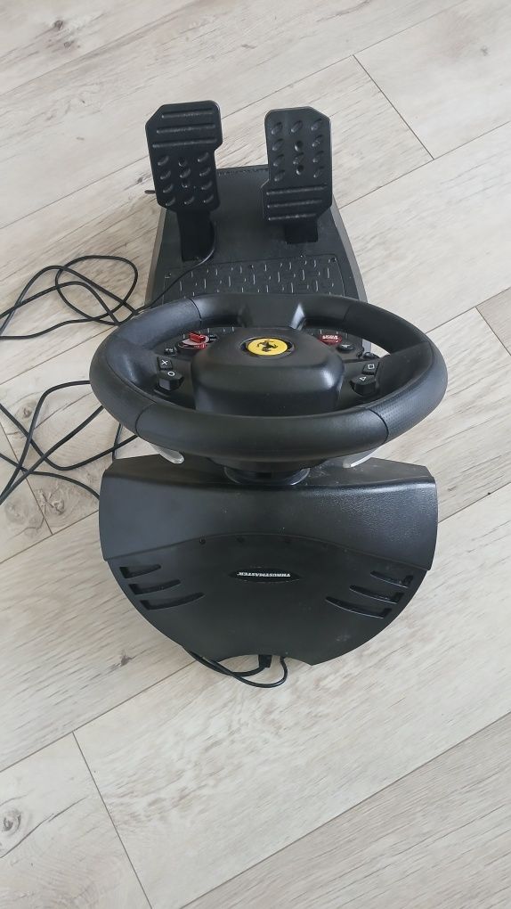 Kierownica gamingowa THRUSTMASTER T80 Ferrari 488 GTB Editio