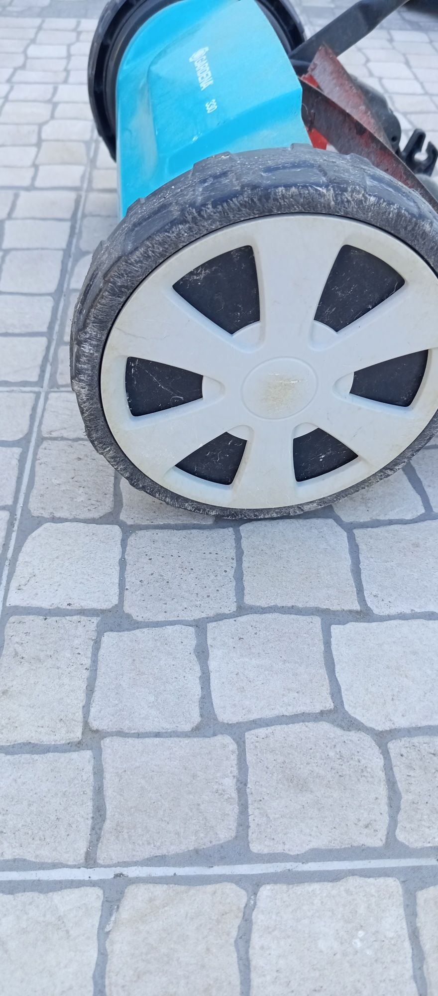Cortador Manual Gardena Classic 330