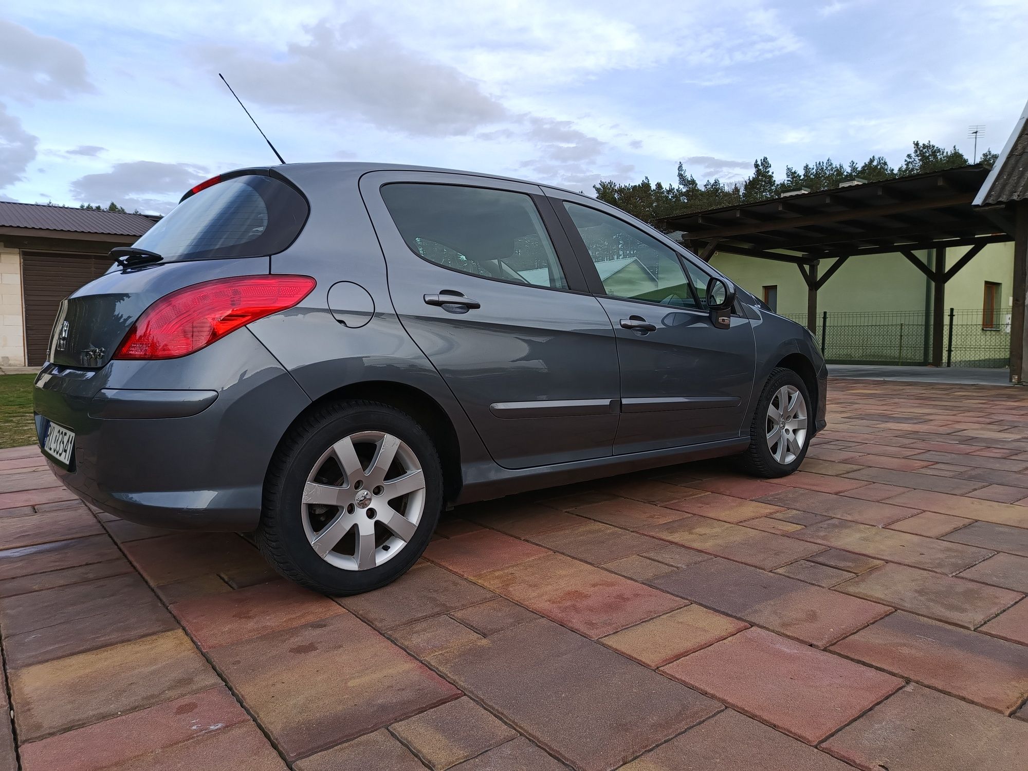 Peugeot 308 1.6 156km