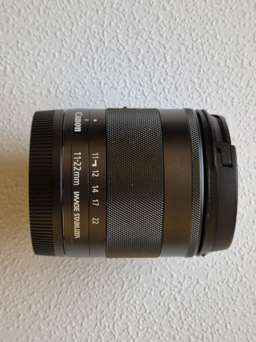 Об'єктив Canon EF-M 11-22mm f/4-5.6 IS STM