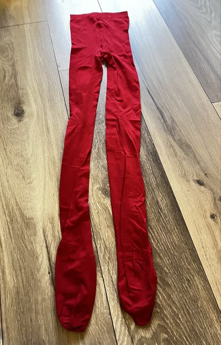 Czerwone kobiece rajstopy Calzedonia S