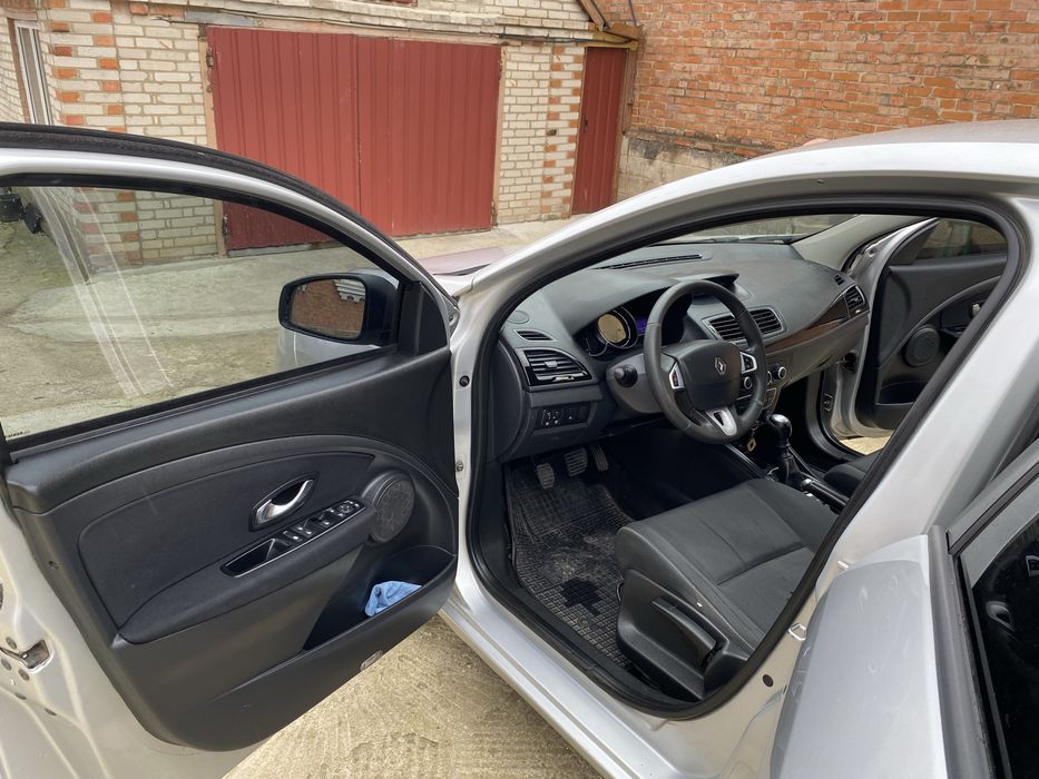 Продам Рено Меган 1.5 дизель