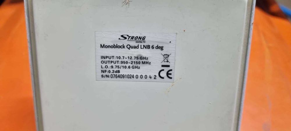 LNB Monoblock Quad