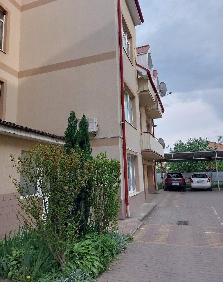 Продаж 3 кім , центр, 101м.кв