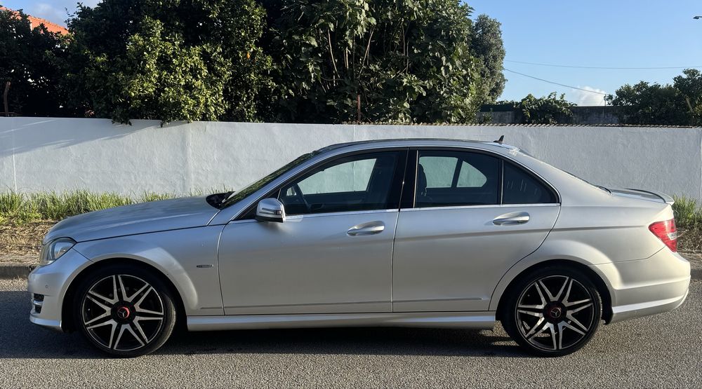 Mercedes-Benz C250 CDI AMG - W204 -PEÇAS