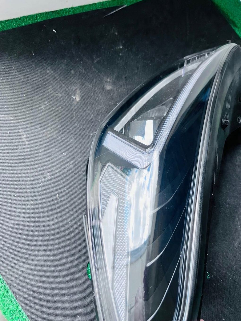 LAMPA LEWA REFLERTOR LEWY HYUNDAI TUCSON FACE LIFT ZWYKŁA HALOHENOWA H7